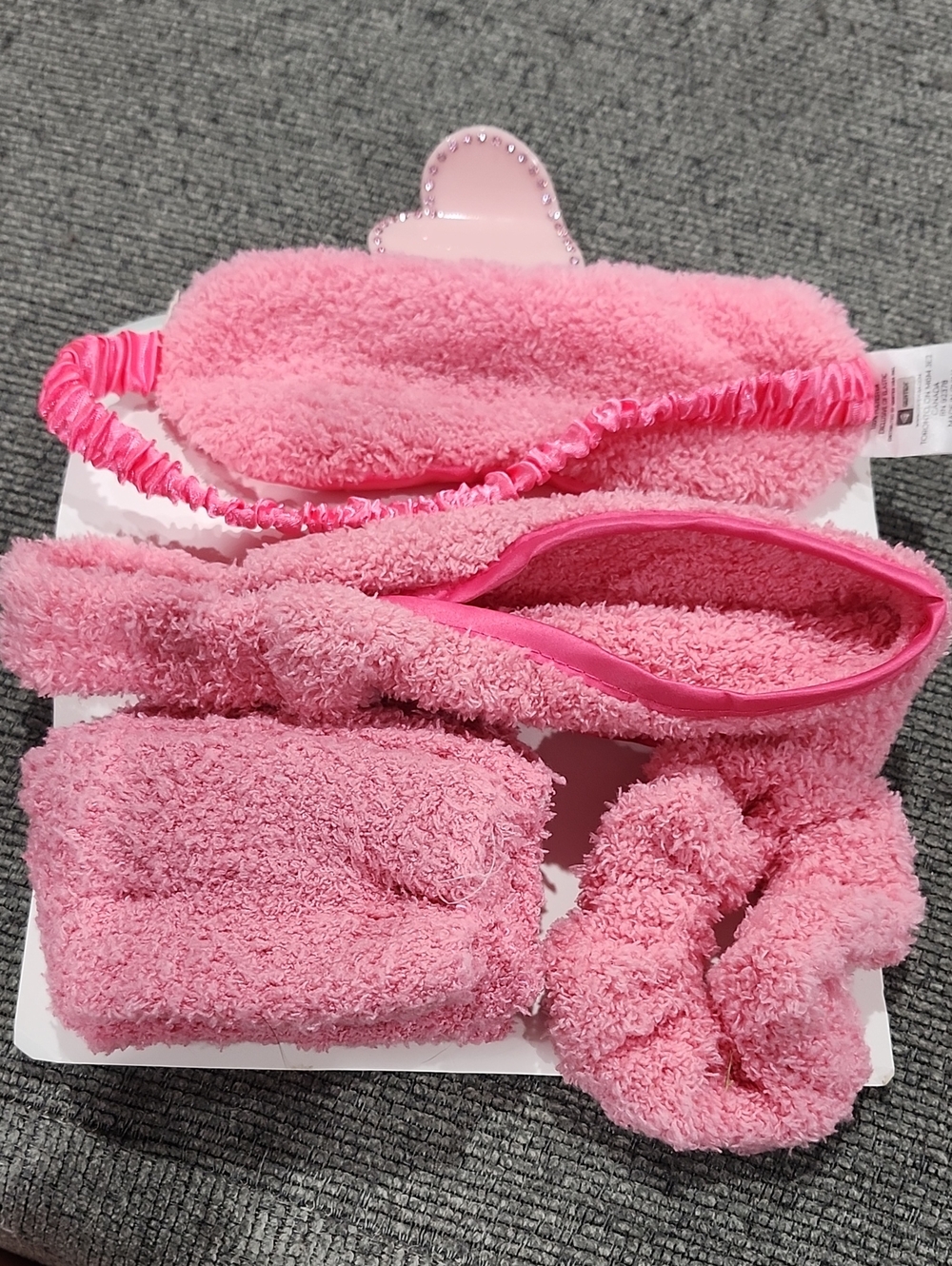 Pink Fuzzy Spa Accessory Set - Soft Headband & Scrunchies